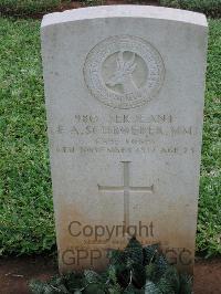 Dar Es Salaam War Cemetery - Schroeder, F A